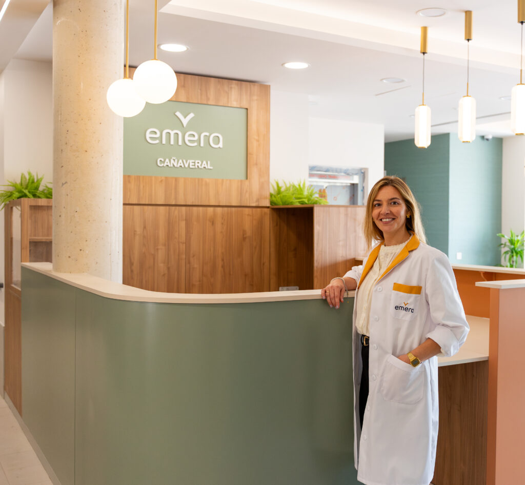 Beatriz Sosa Directora de Emera Cañaveral en la recepción del centro.